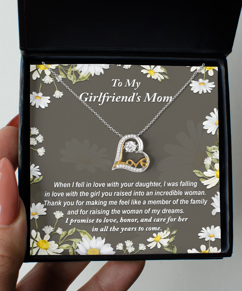 To My Girlfriend's Mom - Incredible Woman - Love Dancing Necklace Gift